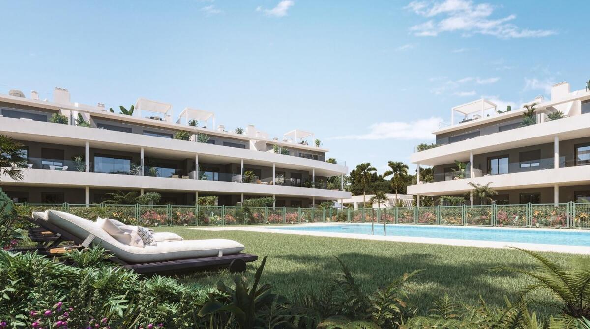 New build, 3 bedroom, 2 bathroom penthouse in Estepona